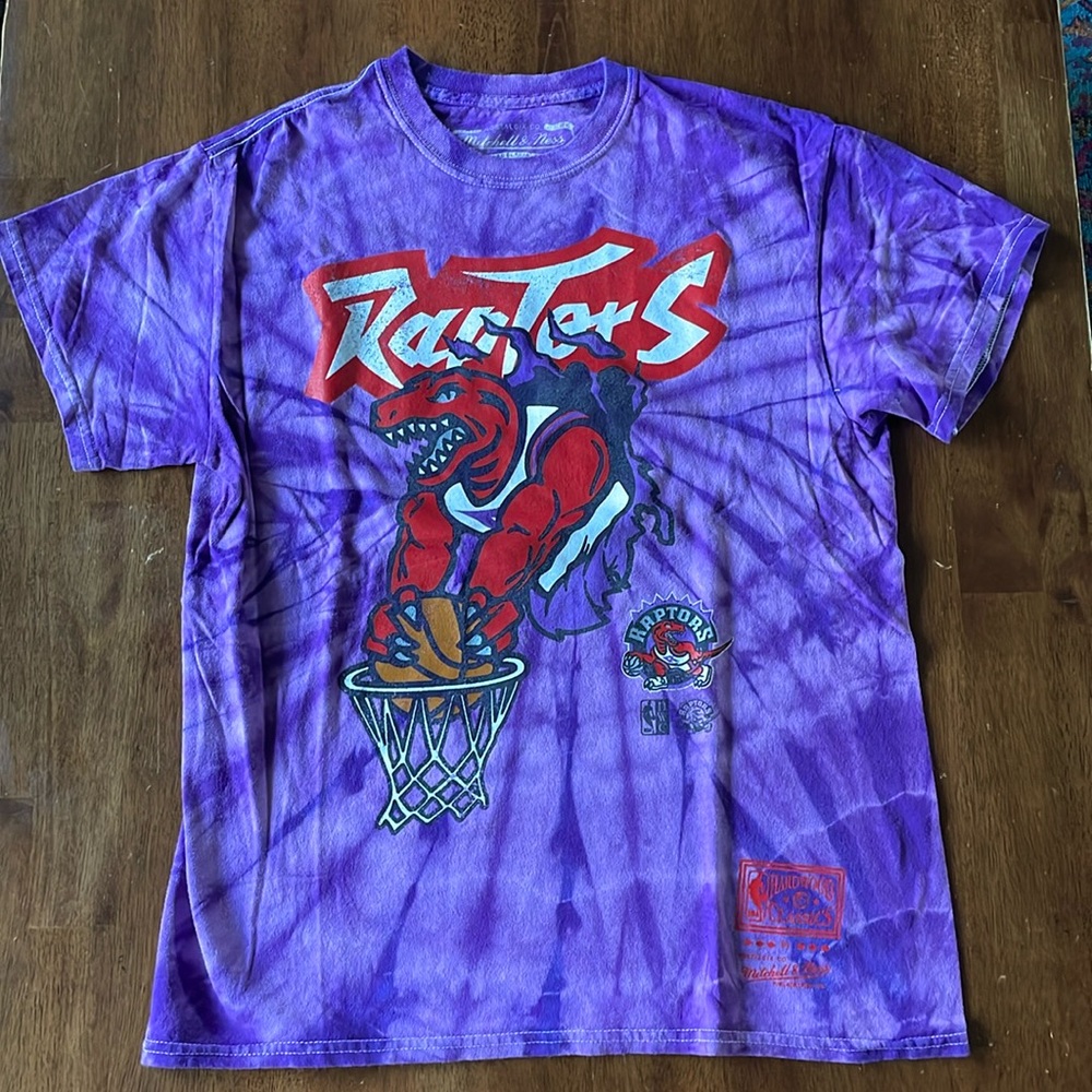 Mitchell & Ness - Raptors Graphic T-Shirt - Men's M